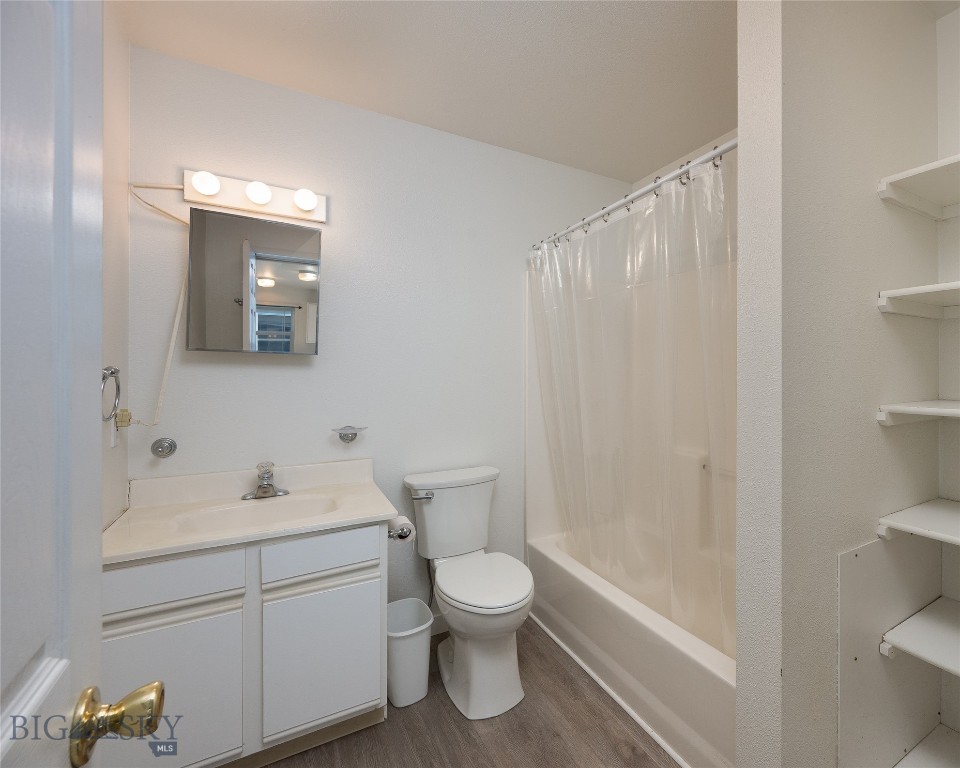 Parkway Plaza - Residential