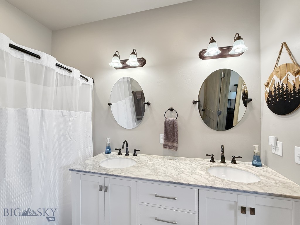 Shining Mountain Unit I - Residential