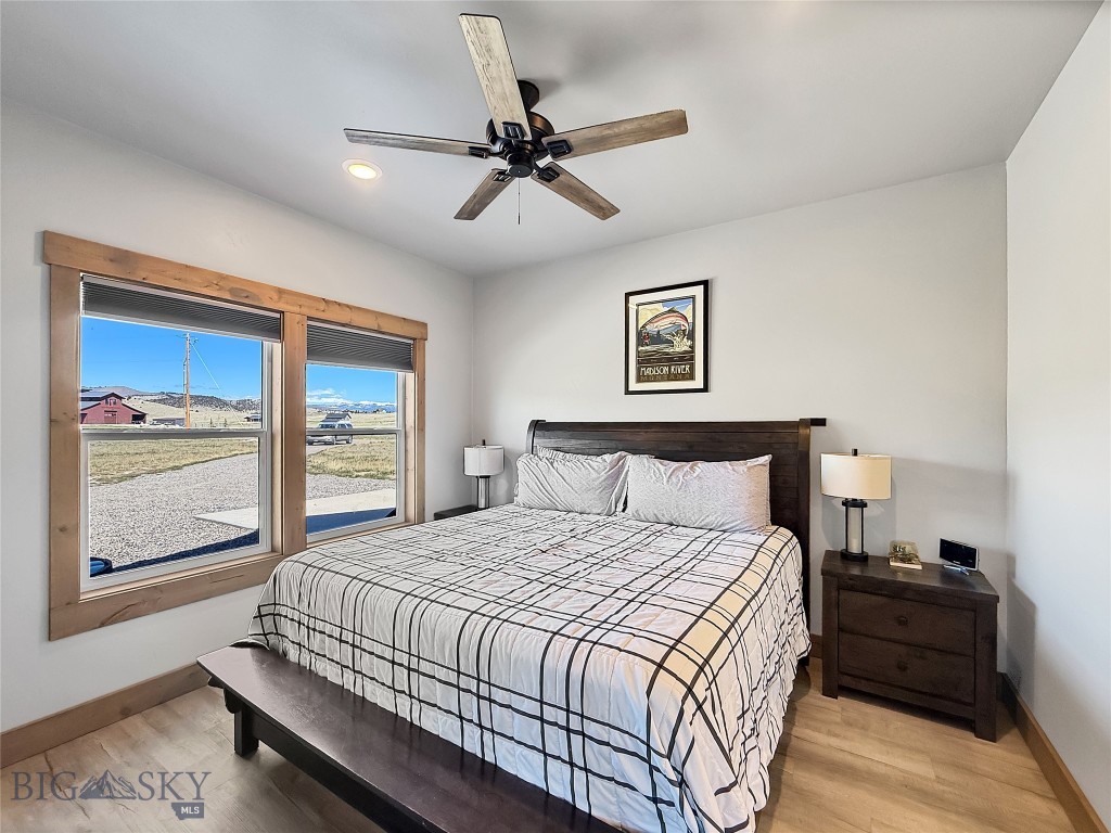Shining Mountain Unit I - Residential