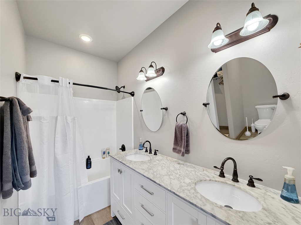 Shining Mountain Unit I - Residential