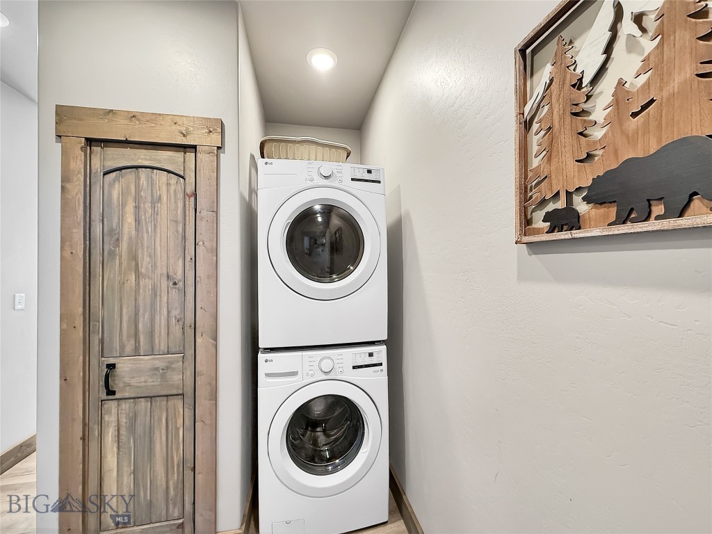 Shining Mountain Unit I - Residential