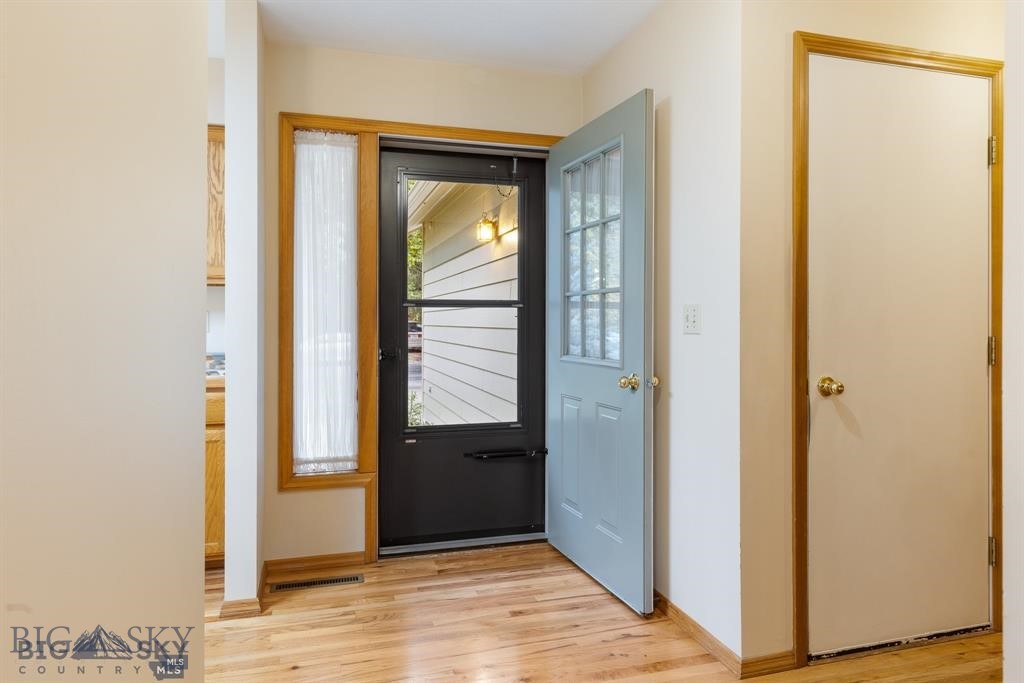 Willow Creek Condo - Residential