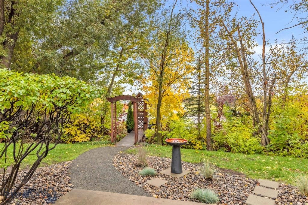 Willow Creek Condo - Residential