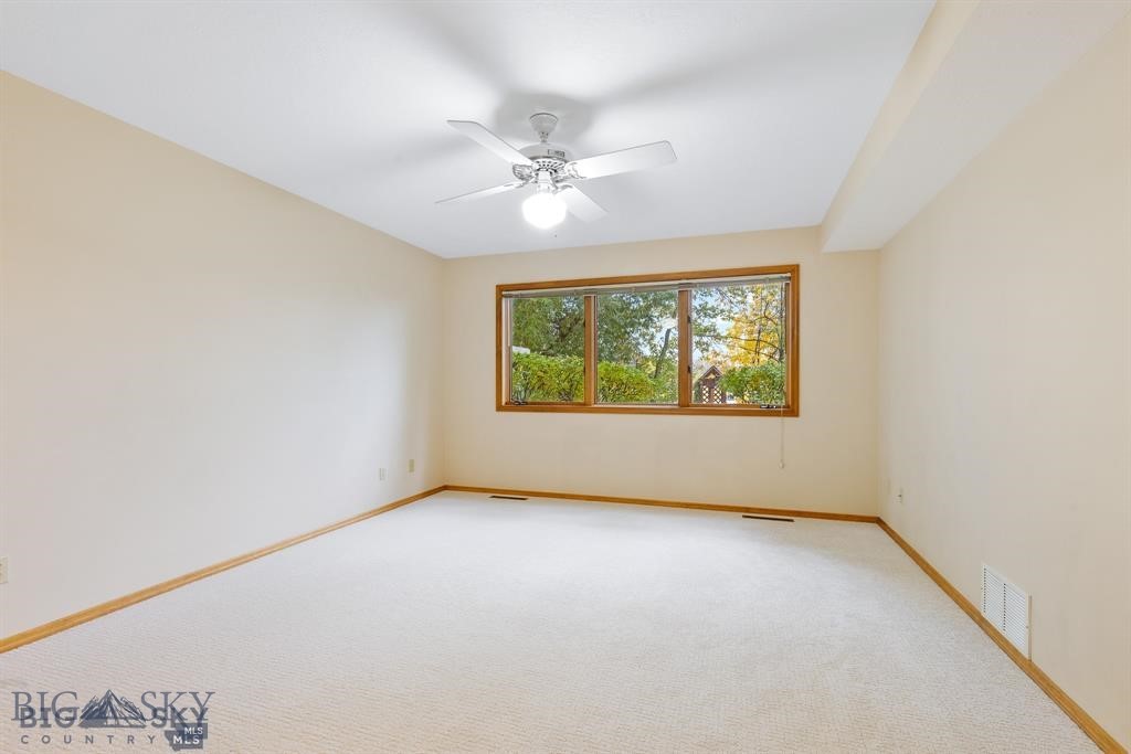 Willow Creek Condo - Residential