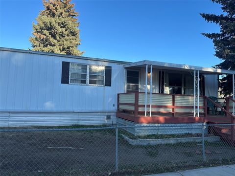 Photo of 3101 Phillips St, Butte, MT 59701 (MLS # 406137)
