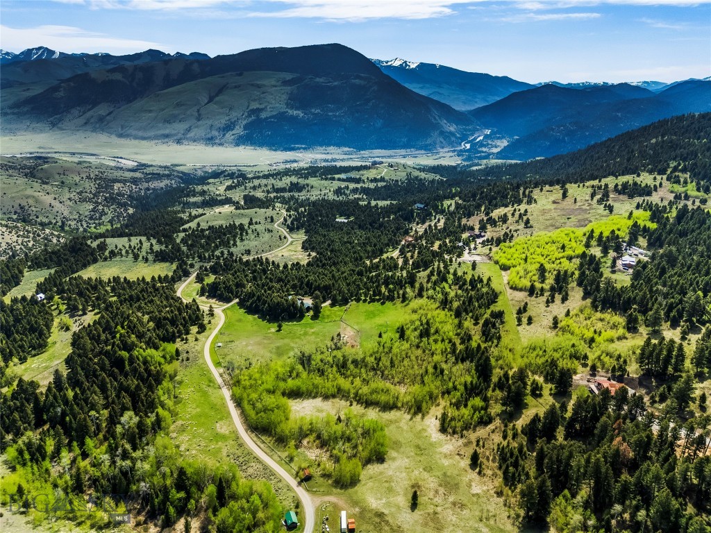 Grizzly Meadows - Residential