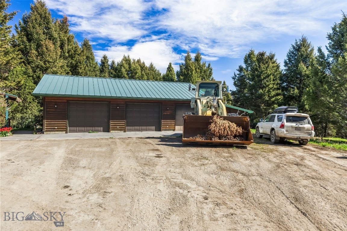 Grizzly Meadows - Residential