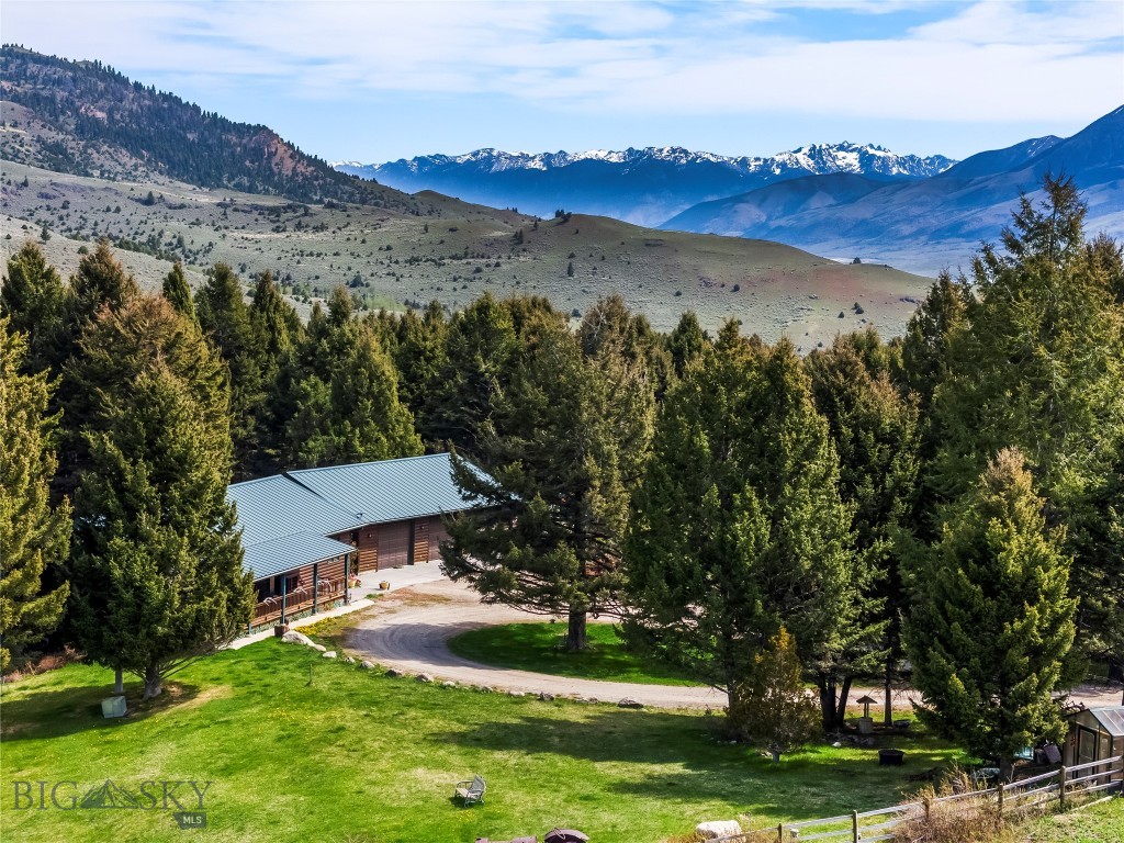 Grizzly Meadows - Residential