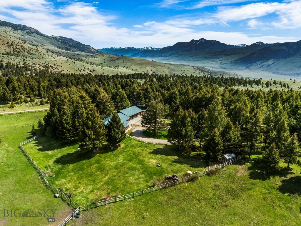 Grizzly Meadows - Residential