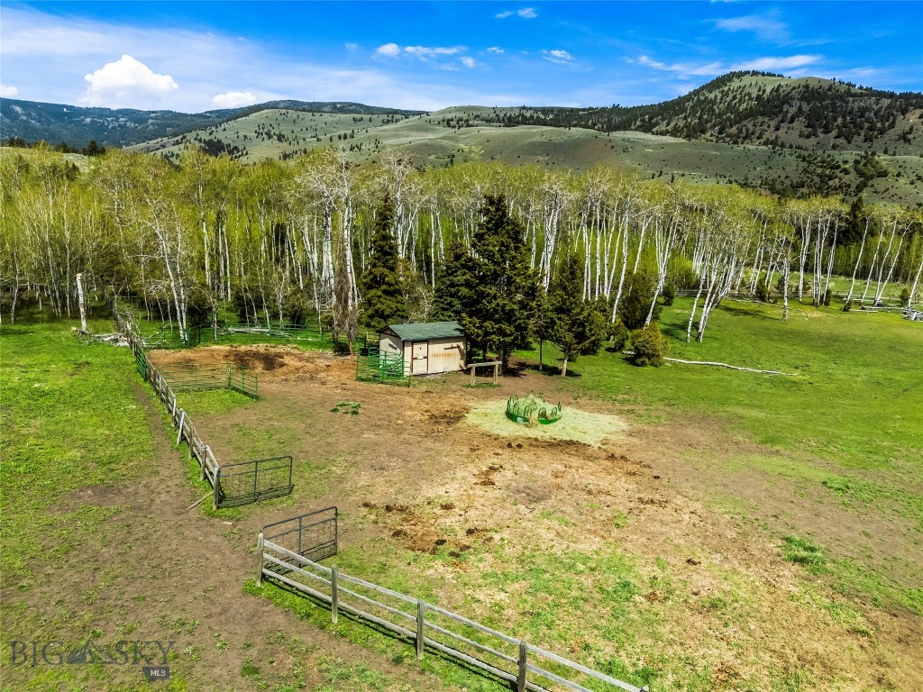 Grizzly Meadows - Residential