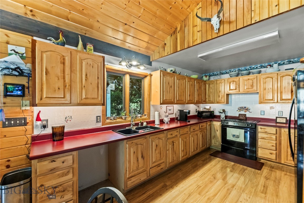 Grizzly Meadows - Residential