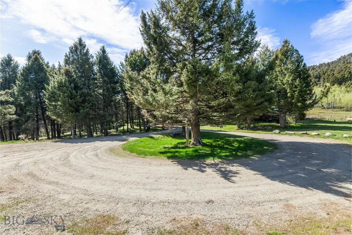 Grizzly Meadows - Residential