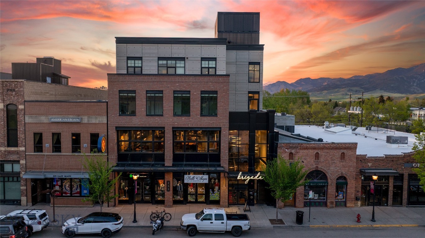 233 E Main Street