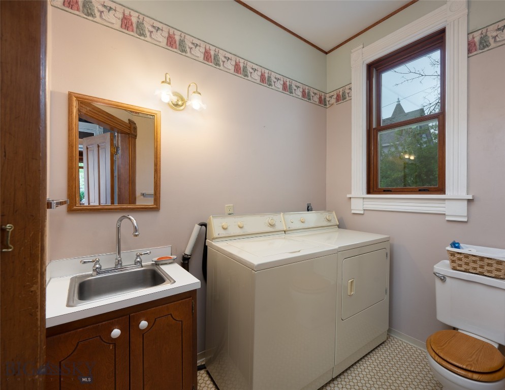 Helena, Montana 59601, United States, 4 Bedrooms Bedrooms, ,3 BathroomsBathrooms,Residential,Active,21640