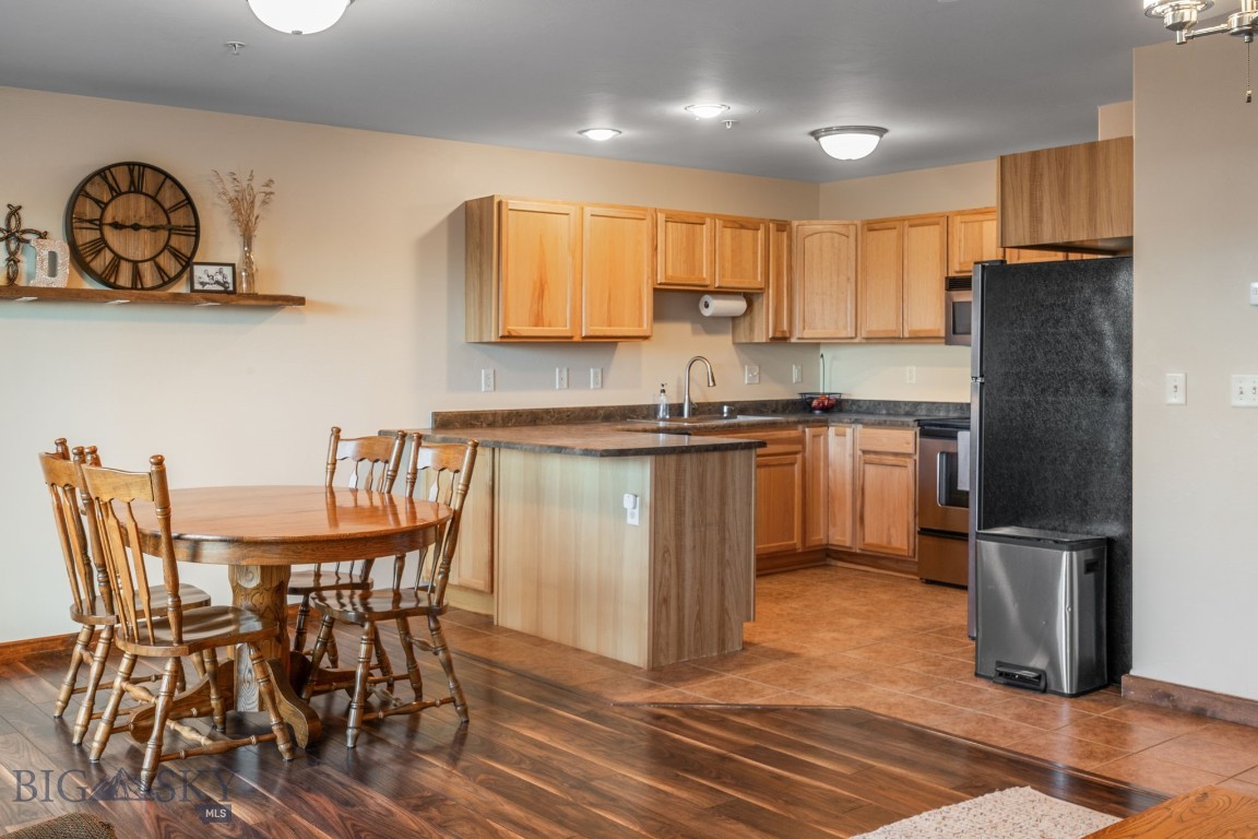 Emerald Park Condos - Residential