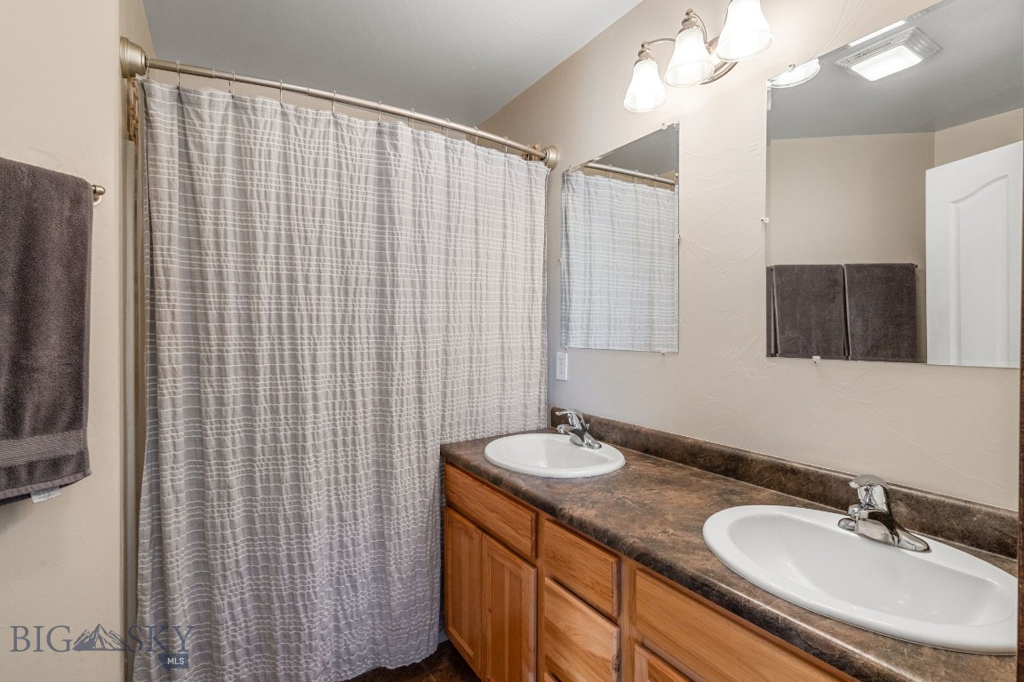 Emerald Park Condos - Residential