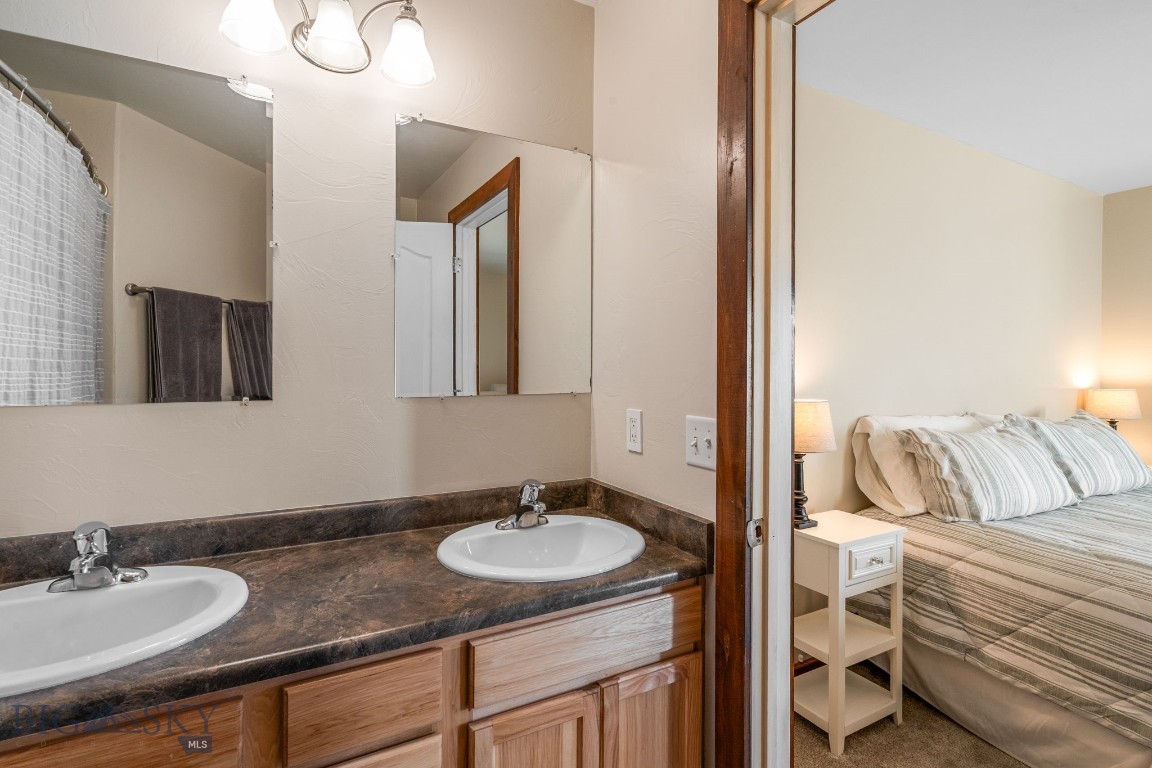 Emerald Park Condos - Residential