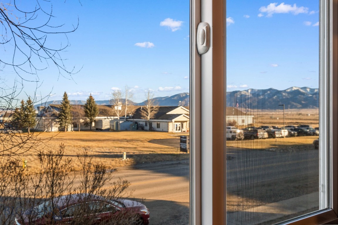 Emerald Park Condos - Residential