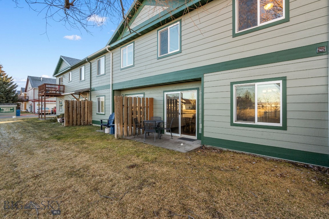 Emerald Park Condos - Residential