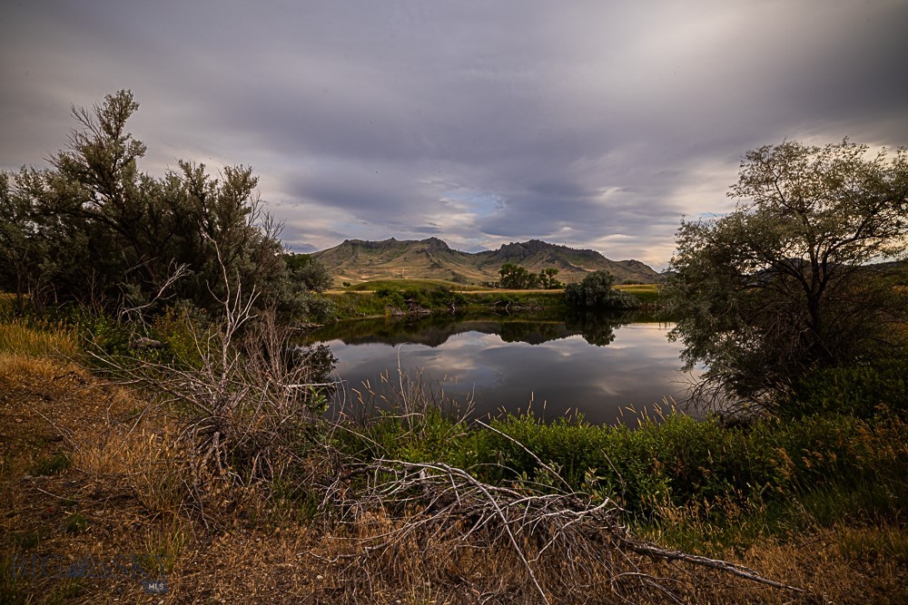 2127 Old US Highway 91