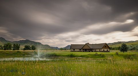 2127 Old US Highway 91 Cascade MT 59421