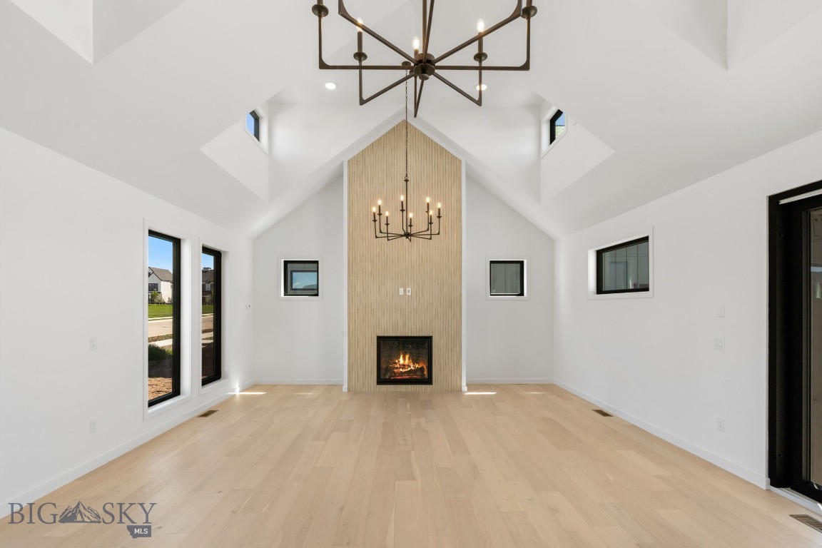 Bozeman, Montana 59718, United States, 4 Bedrooms Bedrooms, ,3 BathroomsBathrooms,Residential,Contingent,143024