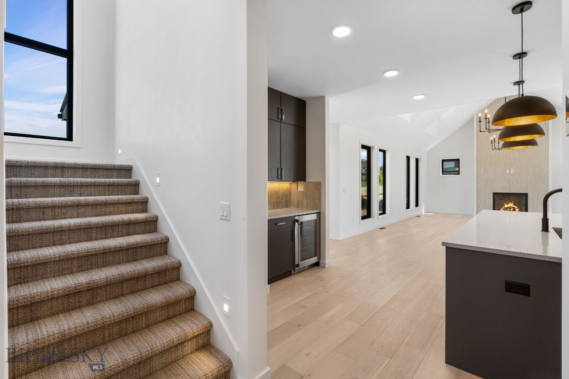 Bozeman, Montana 59718, United States, 4 Bedrooms Bedrooms, ,3 BathroomsBathrooms,Residential,Contingent,143024