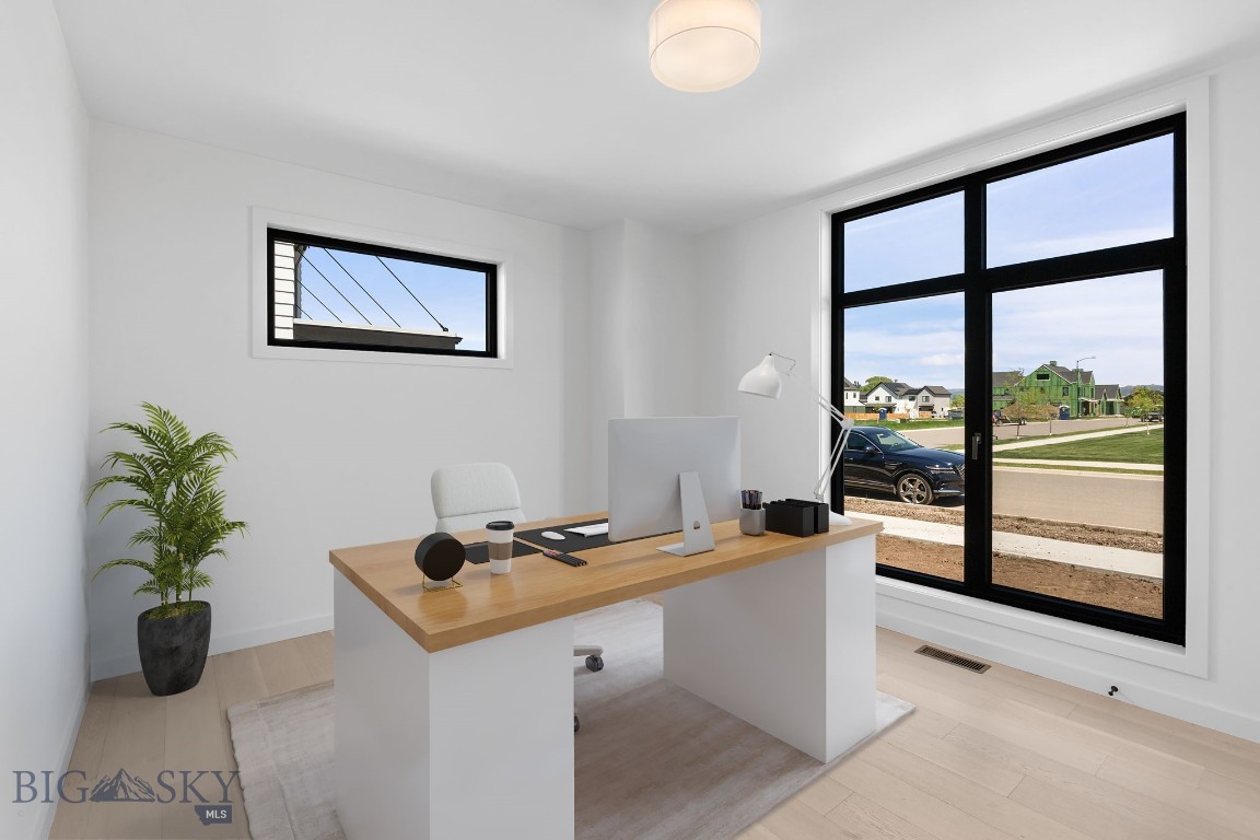 Bozeman, Montana 59718, United States, 4 Bedrooms Bedrooms, ,3 BathroomsBathrooms,Residential,Contingent,143024