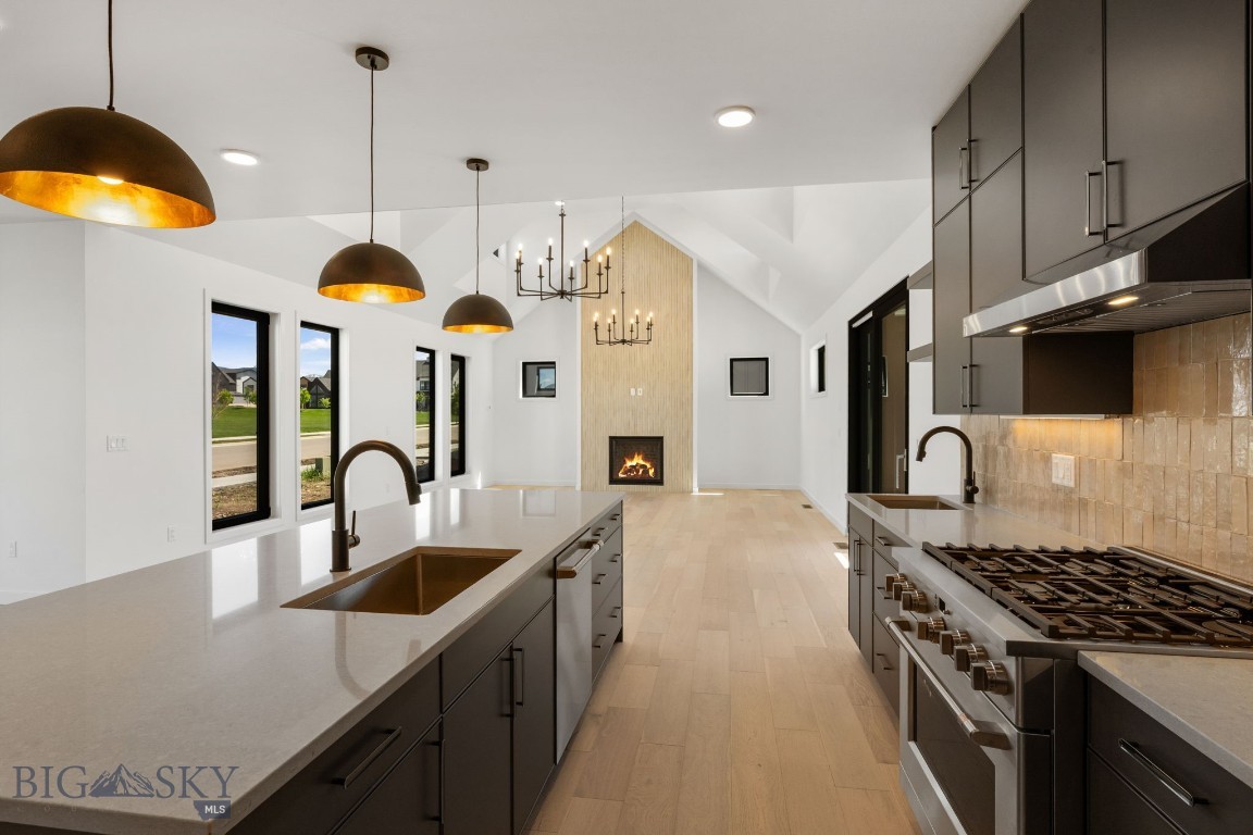 Bozeman, Montana 59718, United States, 4 Bedrooms Bedrooms, ,3 BathroomsBathrooms,Residential,Contingent,143024