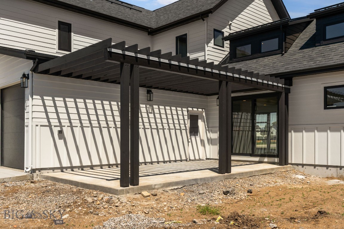 Bozeman, Montana 59718, United States, 4 Bedrooms Bedrooms, ,3 BathroomsBathrooms,Residential,Contingent,143024