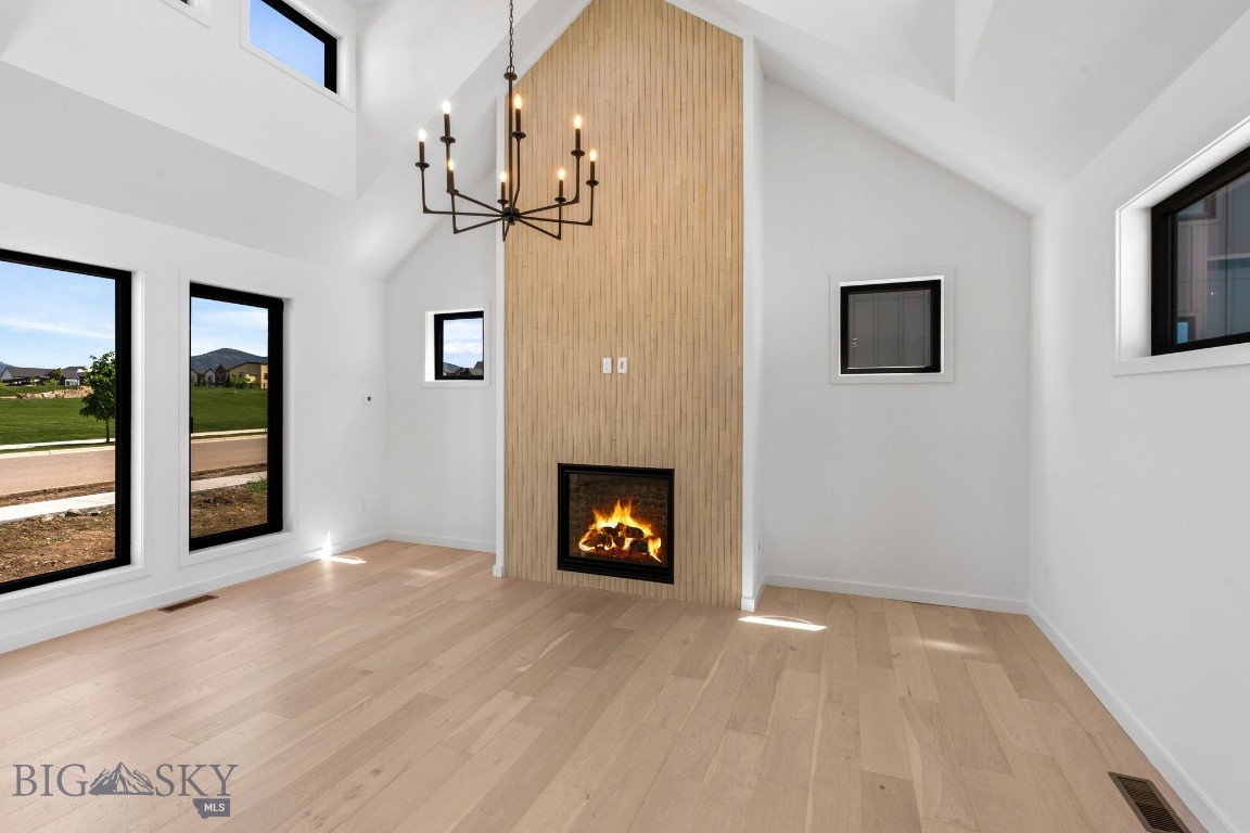 Bozeman, Montana 59718, United States, 4 Bedrooms Bedrooms, ,3 BathroomsBathrooms,Residential,Contingent,143024