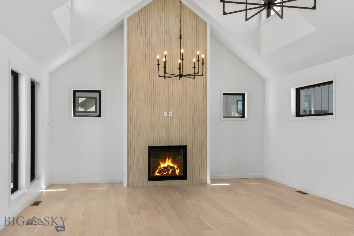 Bozeman, Montana 59718, United States, 4 Bedrooms Bedrooms, ,3 BathroomsBathrooms,Residential,Contingent,143024