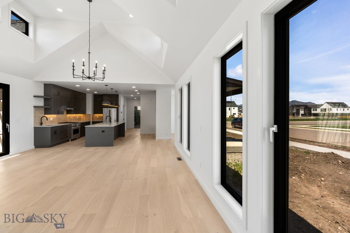 Bozeman, Montana 59718, United States, 4 Bedrooms Bedrooms, ,3 BathroomsBathrooms,Residential,Contingent,143024