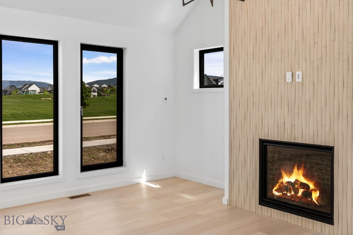 Bozeman, Montana 59718, United States, 4 Bedrooms Bedrooms, ,3 BathroomsBathrooms,Residential,Contingent,143024