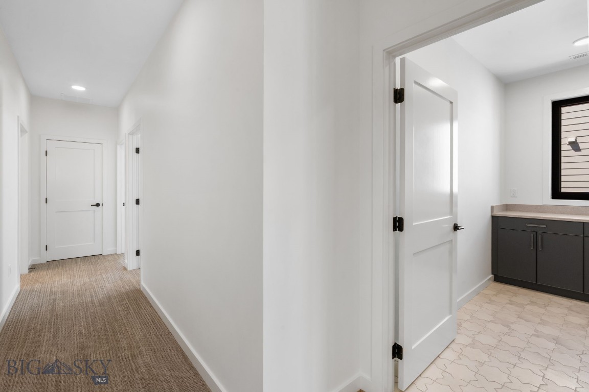 Bozeman, Montana 59718, United States, 4 Bedrooms Bedrooms, ,3 BathroomsBathrooms,Residential,Contingent,143024