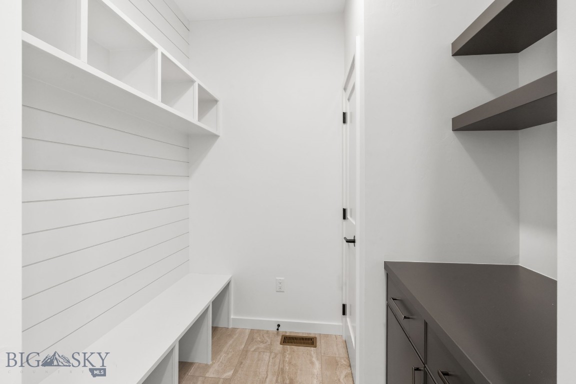 Bozeman, Montana 59718, United States, 4 Bedrooms Bedrooms, ,3 BathroomsBathrooms,Residential,Contingent,143024