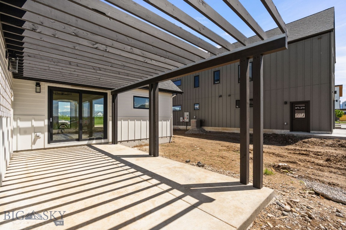 Bozeman, Montana 59718, United States, 4 Bedrooms Bedrooms, ,3 BathroomsBathrooms,Residential,Contingent,143024