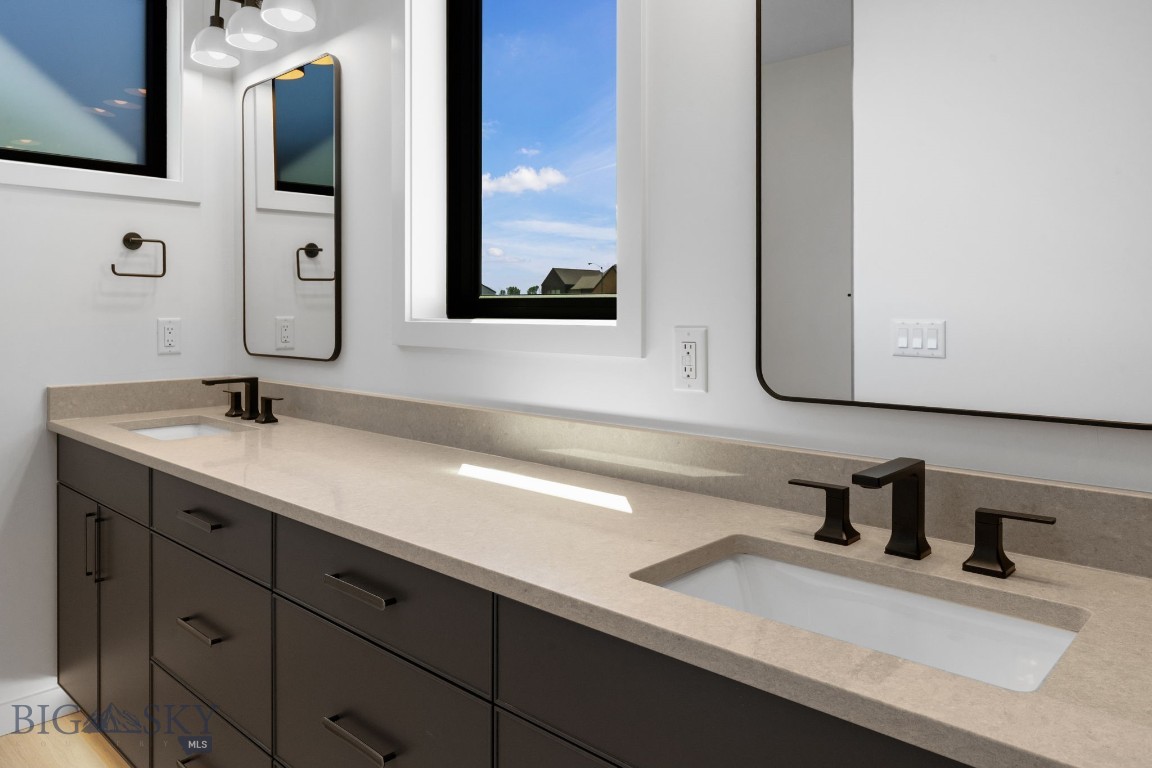 Bozeman, Montana 59718, United States, 4 Bedrooms Bedrooms, ,3 BathroomsBathrooms,Residential,Contingent,143024