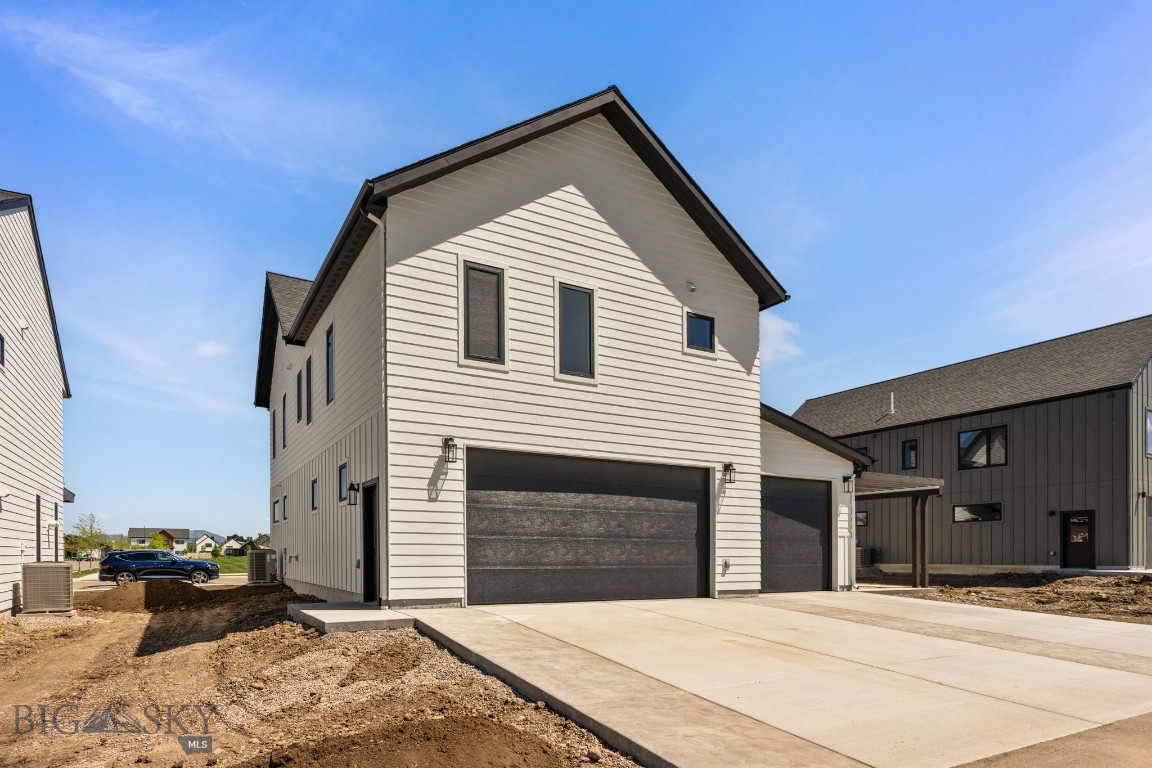 Bozeman, Montana 59718, United States, 4 Bedrooms Bedrooms, ,3 BathroomsBathrooms,Residential,Contingent,143024