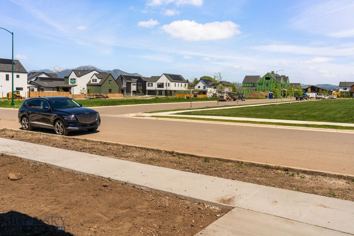 Bozeman, Montana 59718, United States, 4 Bedrooms Bedrooms, ,3 BathroomsBathrooms,Residential,Contingent,143024