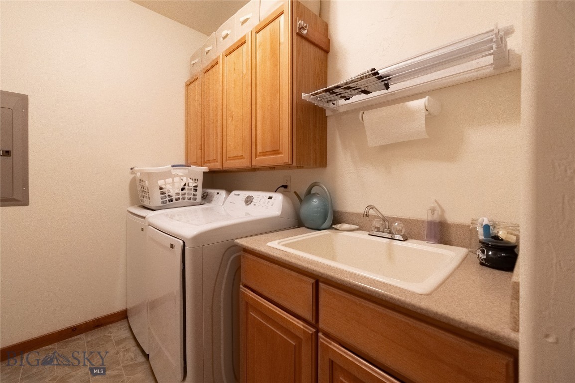 Lessley Estates Condo - Residential