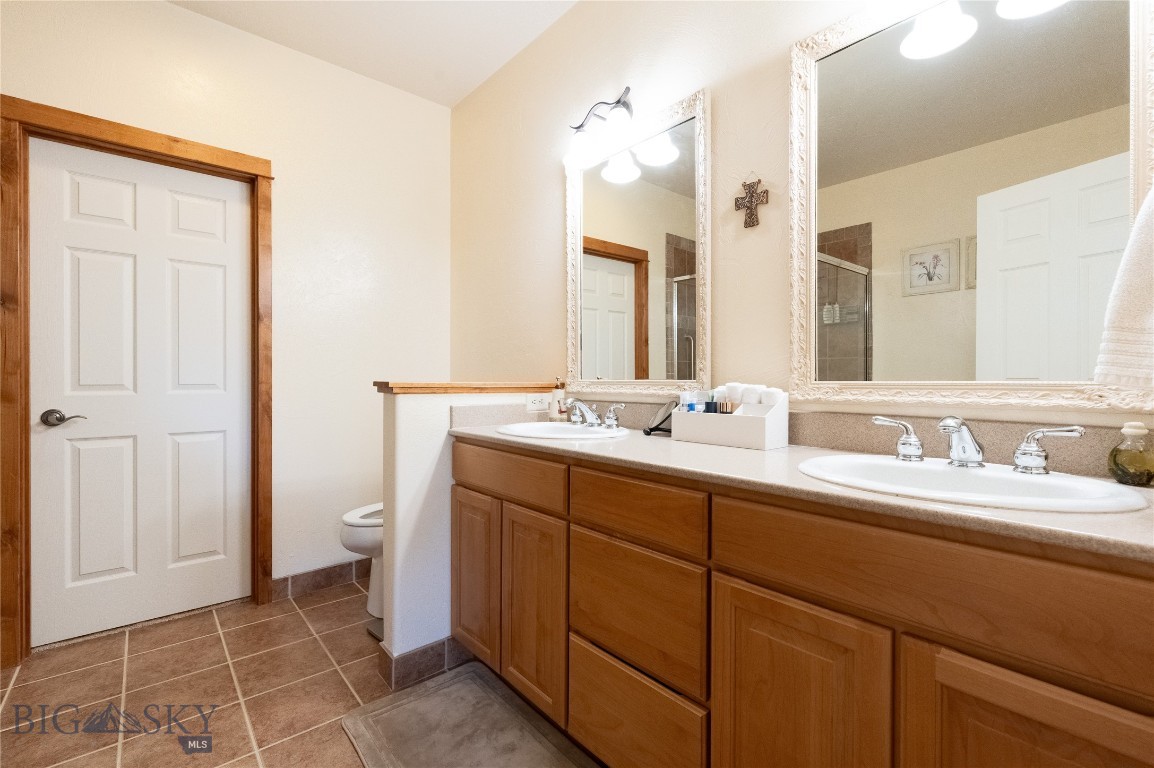 Lessley Estates Condo - Residential