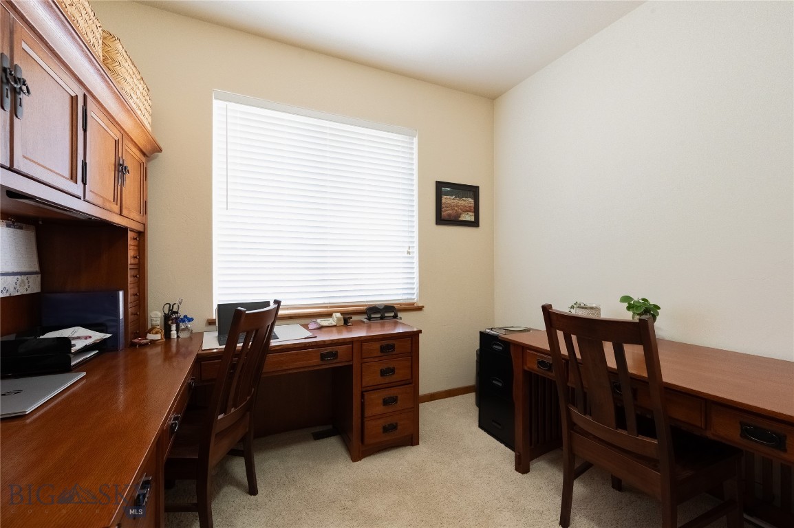 Lessley Estates Condo - Residential