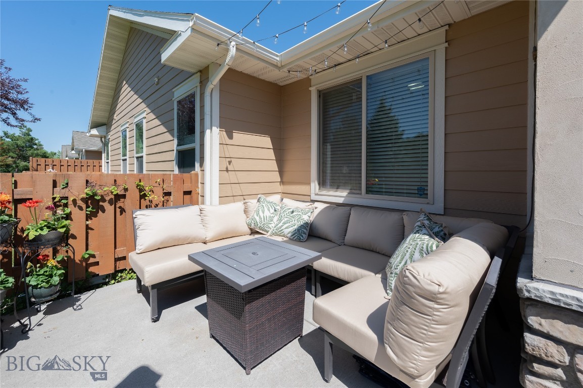 Lessley Estates Condo - Residential