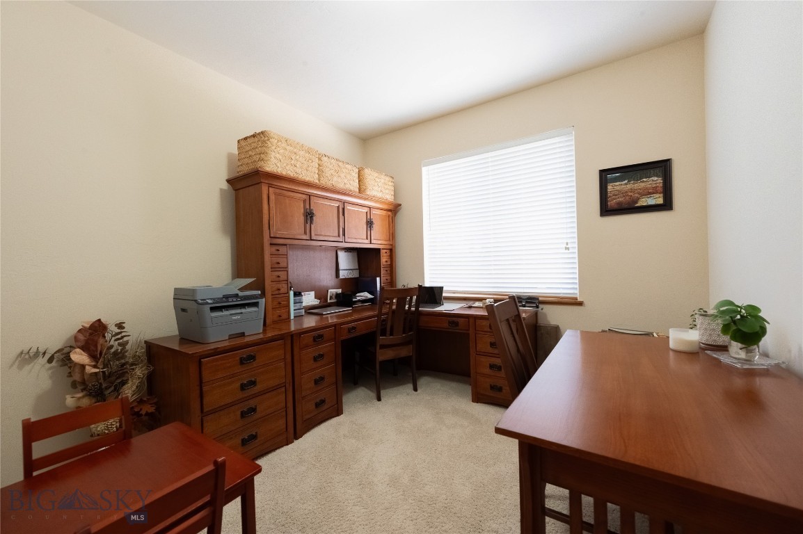 Lessley Estates Condo - Residential