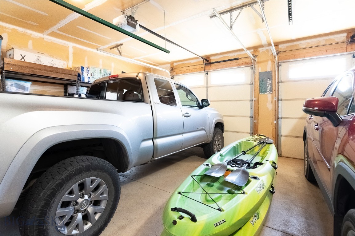 Lessley Estates Condo - Residential