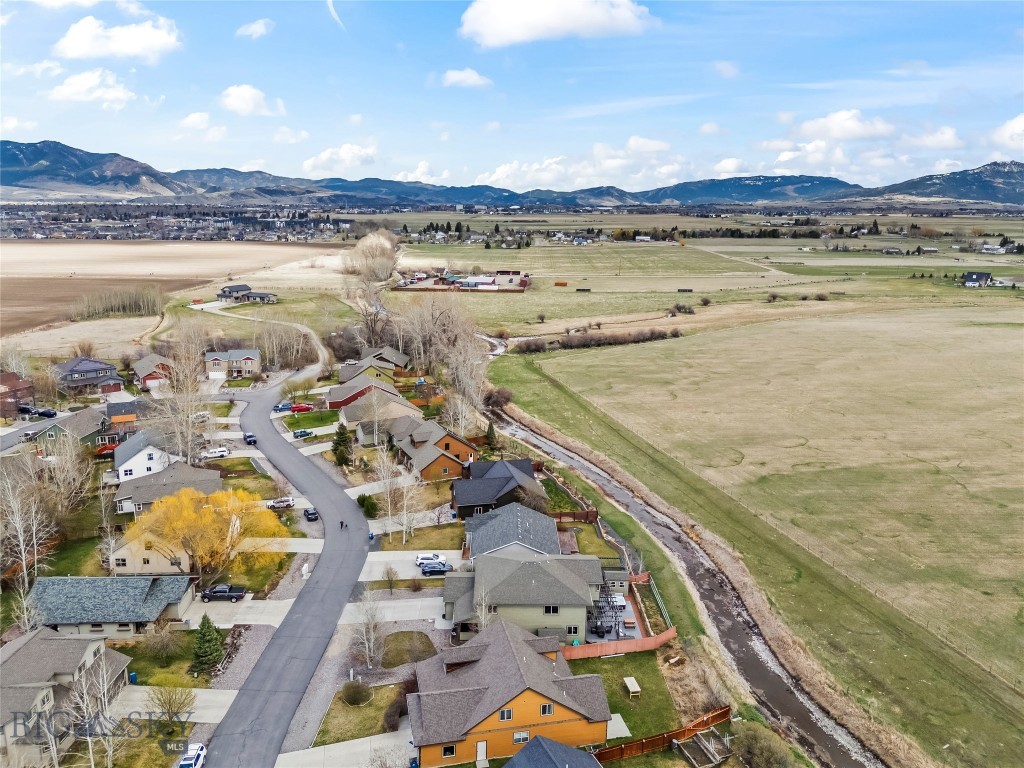 Meadowbrook Estates - Residential