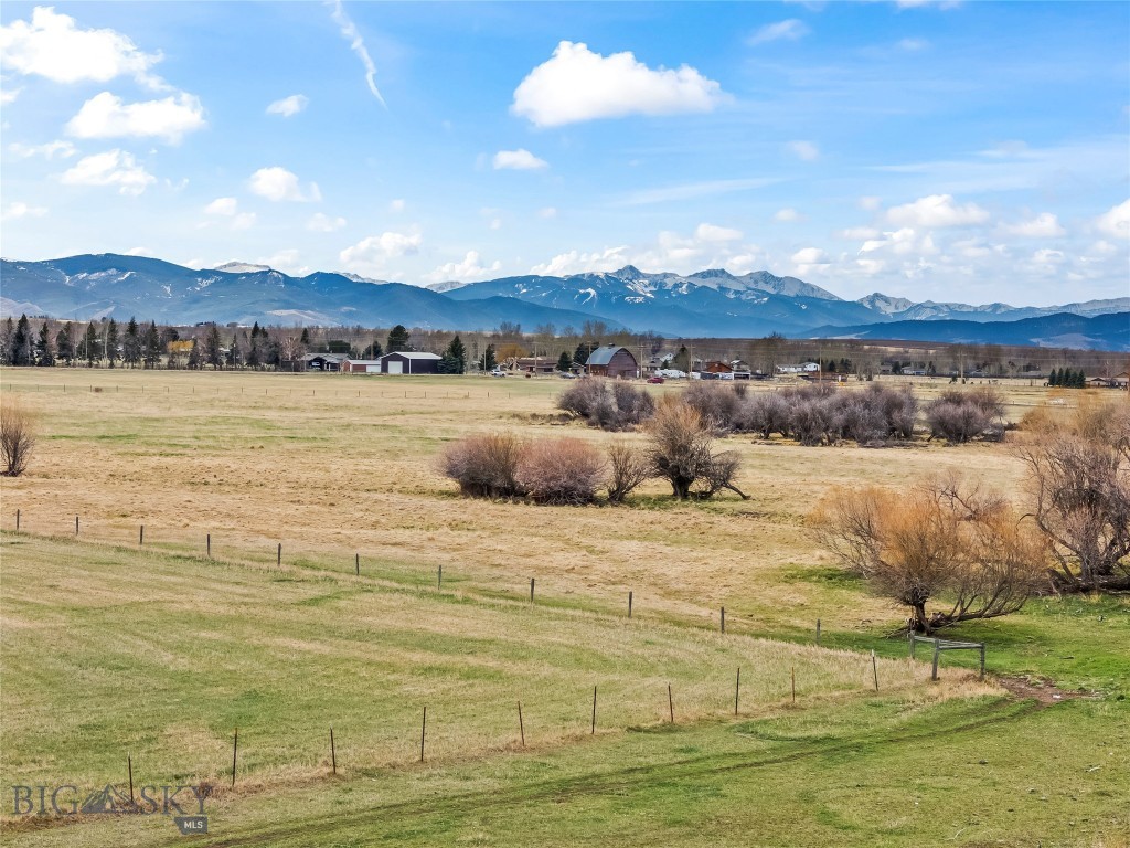 Meadowbrook Estates - Residential