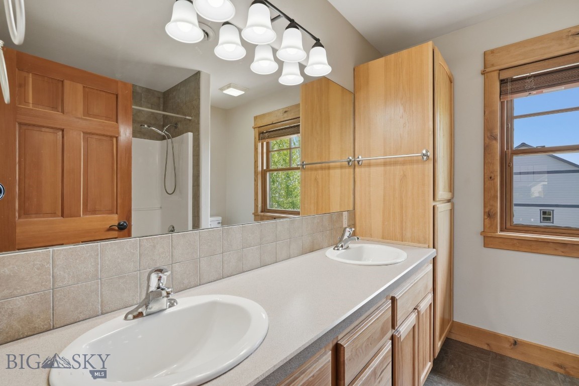 Laurel Glen - Residential