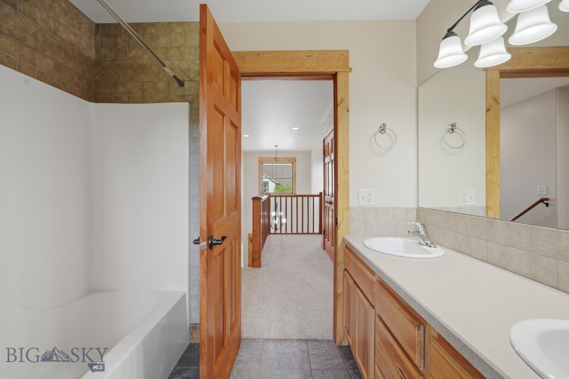 Laurel Glen - Residential